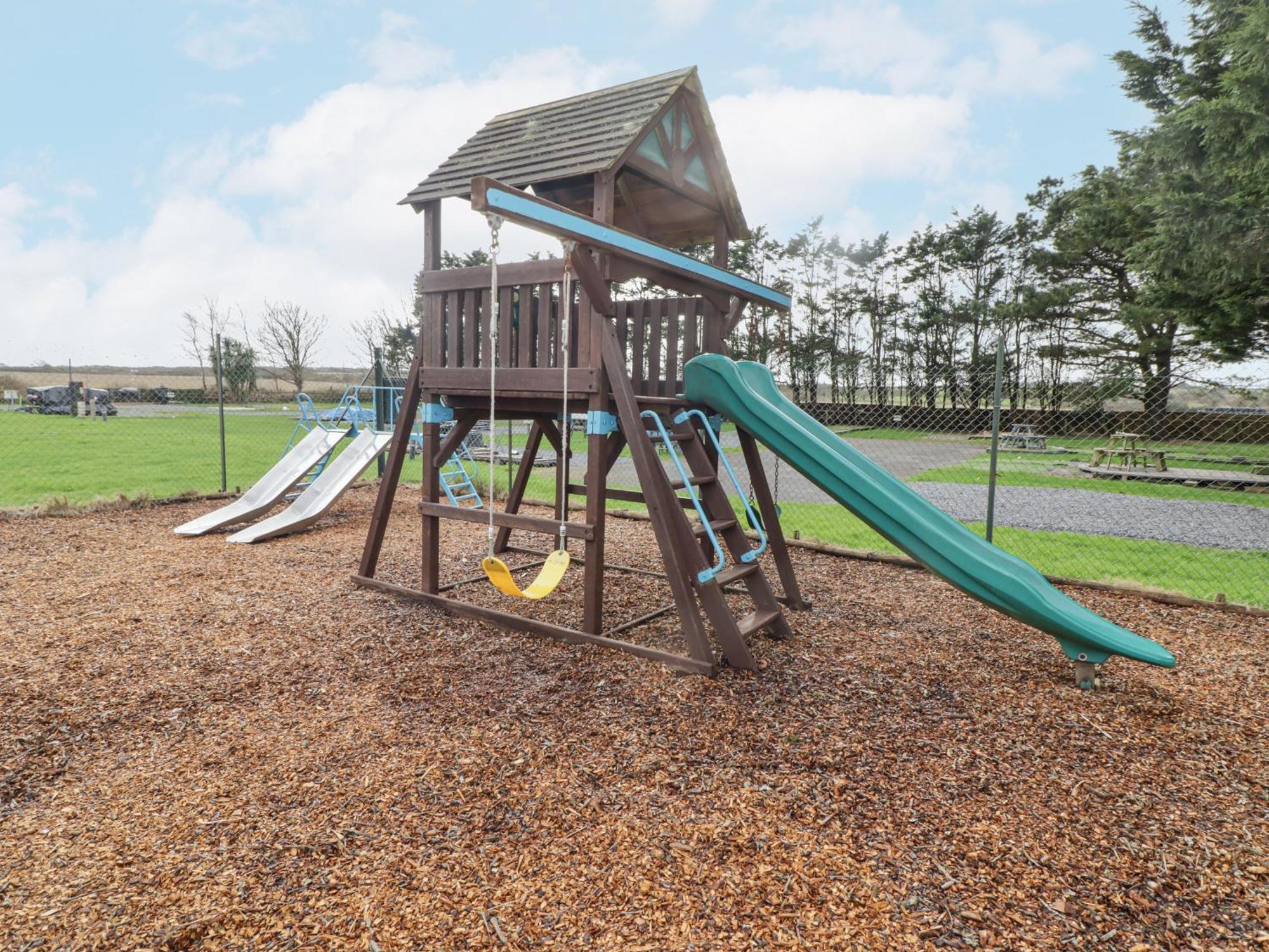 48 Gower Holiday Village Swansea Luaran gambar